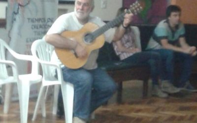 Uno canta y la otra no